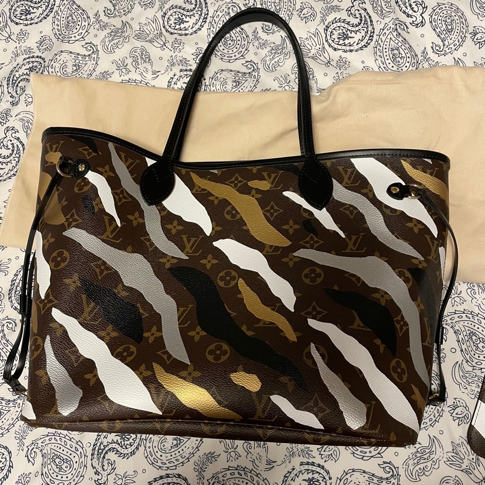 Louis Vuitton League of Legends Neverfull MM Tiger